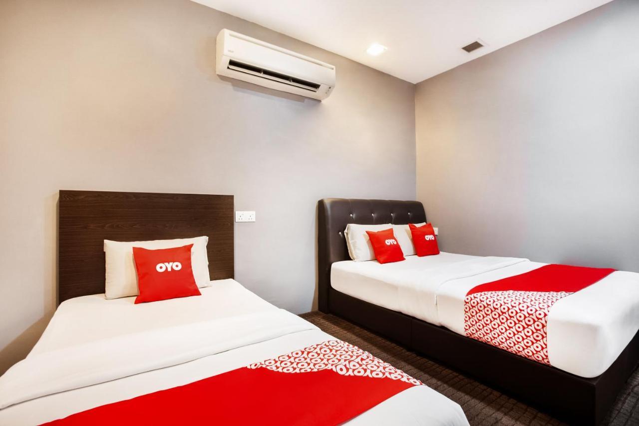Oyo 89652 P Line Hotel Johor Bahru Exterior photo